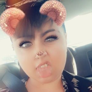 Meet your Posher, Melina